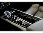 Volvo XC60 2.0 T6 AWD 247kW/336pk Aut8 MJ2027, NIEUW €83.347! Plug-in Ultra Black Ed. LUCHTVERING + HARMAN/KARDON + PANORAMADAK + EL.TREKHAAK + HEAD-UP + PILOT ASSIST + STOELVERWARMING V&A + STUURVERWARMING + 360 CAMERA + 21" LM-VELGEN!!