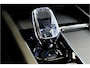 Volvo XC60 2.0 T6 AWD 247kW/336pk Aut8 MJ2027, NIEUW €83.347! Plug-in Ultra Black Ed. LUCHTVERING + HARMAN/KARDON + PANORAMADAK + EL.TREKHAAK + HEAD-UP + PILOT ASSIST + STOELVERWARMING V&A + STUURVERWARMING + 360 CAMERA + 21" LM-VELGEN!!