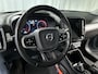 Volvo XC40 2.0 T4 R-Design Automaat | Trekhaak | Achteruitrijcamera
