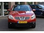 Nissan Qashqai 2.0 Tekna Premium LAGE-KM + NAP!! CAMERA TREKHAAK NAP PANO DAB CRUISE CLIMA ALL-SEASONS ENZ!