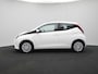 Toyota Aygo 1.0 VVT-i x-play | NL Auto | Dealer Onderhouden | Achteruitrijcamera | Binnen 31-8