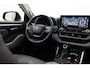 Toyota Highlander 7 pers. 2.5 AWD Hybrid Premium | Panoramadak | Trekhaak | Treeplanken | 360 camera | Leder | Head-up display | JBL | 20 inch | Stoelventilatie | Stuurwiel verwarmd | Navigatie | Apple Carplay / Android Auto | Dodehoek detectie