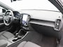 Volvo EX40 Single Motor Extended Range Plus 82 kWh 252 Pk | Harman Kardon Audio | Adaptive Cruise | Sportstoelen | Stoel- en Stuurverwarming | Privacy Glass | Camera | 19 Inch