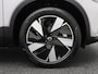 Volvo EX40 Single Motor Extended Range Plus 82 kWh 252 Pk | Harman Kardon Audio | Adaptive Cruise | Sportstoelen | Stoel- en Stuurverwarming | Privacy Glass | Camera | 19 Inch