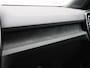 Volvo EX40 Single Motor Extended Range Plus 82 kWh 252 Pk | Harman Kardon Audio | Adaptive Cruise | Sportstoelen | Stoel- en Stuurverwarming | Privacy Glass | Camera | 19 Inch