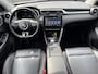 MG MG ZS EV Standard Range Luxury 50 kWh Automaat / Schuif/Kanteldak / Trekhaak / Cruise Control Adaptief / Leder / Stoelverwarming / Camera / BSW
