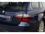 BMW 3-Serie Touring 325i Executive | Sportstoelen | PDC | Xenon | Stoelverwarming