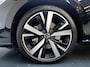 Volkswagen Golf 1.5 eHybrid Life Edition 204pk |  Pano-dak| 18'LM-velgen | extra getint glas| dode hoek spiegel