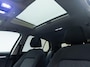 Volkswagen Golf 1.5 eHybrid Life Edition 204pk |  Pano-dak| 18'LM-velgen | extra getint glas| dode hoek spiegel