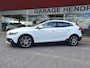 Volvo V40 Cross Country 1.6 T4 Ocean Race Automaat | Panorama | Leder | Bi Xenon | Trekhaak 1500kg | Navigatie | Camera |