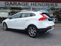 Volvo V40 Cross Country 1.6 T4 Ocean Race Automaat | Panorama | Leder | Bi Xenon | Trekhaak 1500kg | Navigatie | Camera |
