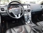 Volvo V40 Cross Country 1.6 T4 Ocean Race Automaat | Panorama | Leder | Bi Xenon | Trekhaak 1500kg | Navigatie | Camera |