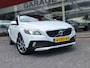 Volvo V40 Cross Country 1.6 T4 Ocean Race Automaat | Panorama | Leder | Bi Xenon | Trekhaak 1500kg | Navigatie | Camera |