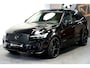 Volvo XC60 2.0 T6 AWD 247kW/336pk Aut8 MJ2027, NIEUW €82.042! Plug-in Ultra Black Ed. LUCHTVERING + HARMAN/KARDON + PANORAMADAK + EL.TREKHAAK + HEAD-UP + PILOT ASSIST + STOELVERWARMING V&A + STUURVERWARMING + 360 CAMERA + 21" LM-VELGEN!!