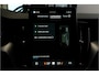 Volvo XC60 2.0 T6 AWD 247kW/336pk Aut8 MJ2027, NIEUW €82.042! Plug-in Ultra Black Ed. LUCHTVERING + HARMAN/KARDON + PANORAMADAK + EL.TREKHAAK + HEAD-UP + PILOT ASSIST + STOELVERWARMING V&A + STUURVERWARMING + 360 CAMERA + 21" LM-VELGEN!!
