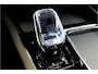 Volvo XC60 2.0 T6 AWD 247kW/336pk Aut8 MJ2027, NIEUW €82.042! Plug-in Ultra Black Ed. LUCHTVERING + HARMAN/KARDON + PANORAMADAK + EL.TREKHAAK + HEAD-UP + PILOT ASSIST + STOELVERWARMING V&A + STUURVERWARMING + 360 CAMERA + 21" LM-VELGEN!!