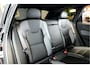 Volvo XC60 2.0 T6 AWD 247kW/336pk Aut8 MJ2027, NIEUW €82.042! Plug-in Ultra Black Ed. LUCHTVERING + HARMAN/KARDON + PANORAMADAK + EL.TREKHAAK + HEAD-UP + PILOT ASSIST + STOELVERWARMING V&A + STUURVERWARMING + 360 CAMERA + 21" LM-VELGEN!!