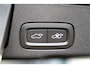 Volvo XC60 2.0 T6 AWD 247kW/336pk Aut8 MJ2027, NIEUW €82.042! Plug-in Ultra Black Ed. LUCHTVERING + HARMAN/KARDON + PANORAMADAK + EL.TREKHAAK + HEAD-UP + PILOT ASSIST + STOELVERWARMING V&A + STUURVERWARMING + 360 CAMERA + 21" LM-VELGEN!!