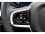 Volvo XC60 2.0 T6 AWD 247kW/336pk Aut8 MJ2027, NIEUW €82.042! Plug-in Ultra Black Ed. LUCHTVERING + HARMAN/KARDON + PANORAMADAK + EL.TREKHAAK + HEAD-UP + PILOT ASSIST + STOELVERWARMING V&A + STUURVERWARMING + 360 CAMERA + 21" LM-VELGEN!!