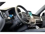 Volvo XC60 2.0 T6 AWD 247kW/336pk Aut8 MJ2027, NIEUW €82.042! Plug-in Ultra Black Ed. LUCHTVERING + HARMAN/KARDON + PANORAMADAK + EL.TREKHAAK + HEAD-UP + PILOT ASSIST + STOELVERWARMING V&A + STUURVERWARMING + 360 CAMERA + 21" LM-VELGEN!!
