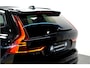 Volvo XC60 2.0 T6 AWD 247kW/336pk Aut8 MJ2027, NIEUW €82.042! Plug-in Ultra Black Ed. LUCHTVERING + HARMAN/KARDON + PANORAMADAK + EL.TREKHAAK + HEAD-UP + PILOT ASSIST + STOELVERWARMING V&A + STUURVERWARMING + 360 CAMERA + 21" LM-VELGEN!!