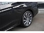 Skoda Octavia Combi 1.0 TSI 110pk Business Edition Plus Camera Stoelverwarming ACC Getint Glas 18-inch Sfeerverlichting