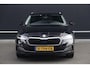 Skoda Octavia Combi 1.0 TSI 110pk Business Edition Plus Camera Stoelverwarming ACC Getint Glas 18-inch Sfeerverlichting