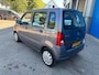 Opel Agila 1.2-16V Essentia