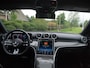 Mercedes-Benz C-klasse Estate 300 e AMG Line | Panoramadak | Camera | Sfeerverlichting | Burmester | NL-Auto |