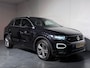 Volkswagen T-Roc 1.5 TSI DSG Sport Business 2x R-Line /Virtual/Sfeer/ACC/Camera/CarPlay/LED/NAVI/LaneAss/DodeHoek