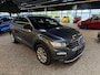 Volkswagen T-Roc 1.5 TSI Style | 51.000KM !! | Camera | Trekhaak | Adaptive | CarPlay |