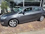 Opel Astra 1.4 Turbo Cosmo,goed onderhouden auto,trekhaak