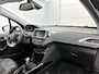 Peugeot 2008 1.2 110pk GT-line | Navigatie | Climate Control | Glazendak | Cruise Control | Camera | 17"LMV | Apple Carplay/Android Auto |