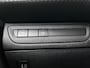 Peugeot 2008 1.2 110pk GT-line | Navigatie | Climate Control | Glazendak | Cruise Control | Camera | 17"LMV | Apple Carplay/Android Auto |