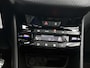 Peugeot 2008 1.2 110pk GT-line | Navigatie | Climate Control | Glazendak | Cruise Control | Camera | 17"LMV | Apple Carplay/Android Auto |
