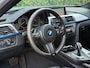 BMW 3-Serie Touring 320d M-Pakket | Navi | Cruise | Stoelverwarming | Alcantara