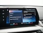 BMW iX1 xDrive30 67 kWh 313pk Dealer O.H. | Trekhaak Af Fabriek | Camera | Adaptief M Onderstel | Voorstoelen Verwarmd | Blis | Keyless | Apple Carplay | Adaptive LED | Sfeerverlichting | Widescreen Navi | DAB |