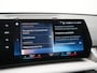 BMW iX1 xDrive30 67 kWh 313pk Dealer O.H. | Trekhaak Af Fabriek | Camera | Adaptief M Onderstel | Voorstoelen Verwarmd | Blis | Keyless | Apple Carplay | Adaptive LED | Sfeerverlichting | Widescreen Navi | DAB |