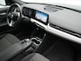 BMW iX1 xDrive30 67 kWh 313pk Dealer O.H. | Trekhaak Af Fabriek | Camera | Adaptief M Onderstel | Voorstoelen Verwarmd | Blis | Keyless | Apple Carplay | Adaptive LED | Sfeerverlichting | Widescreen Navi | DAB |