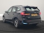 BMW iX1 xDrive30 67 kWh 313pk Dealer O.H. | Trekhaak Af Fabriek | Camera | Adaptief M Onderstel | Voorstoelen Verwarmd | Blis | Keyless | Apple Carplay | Adaptive LED | Sfeerverlichting | Widescreen Navi | DAB |
