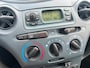 Toyota Yaris 1.0-16V VVT-i Luna Airco nieuwe APK