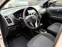 Hyundai i20 1.4i i-Motion Automaat Airco Lage KM