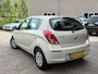Hyundai i20 1.4i i-Motion Automaat Airco Lage KM