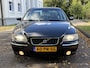 Volvo S60 2.5T SUMMUM, LEDER, NAVIGATIE
