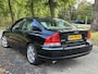 Volvo S60 2.5T SUMMUM, LEDER, NAVIGATIE