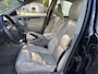 Volvo S60 2.5T SUMMUM, LEDER, NAVIGATIE