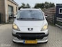 Peugeot 1007 1.6-16V Automaat schakelt soepel ! Nieuwe apk