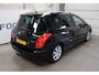 Peugeot 308 SW 1.6 VTi X-Line NAP 3e eigenaar APK Pano Cruise Airco Trekhaak PDC Navi LET OP!! schade linksachter