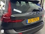 Volvo V60 2.0 T4 Momentum Pro, adaptive cruise