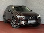 Volvo XC60 2.0 T8 455PK AWD PLUS DARK NIEUWE AUTO HARMAN KARDON 360.CAM STOEL/STUUR VERW LEER